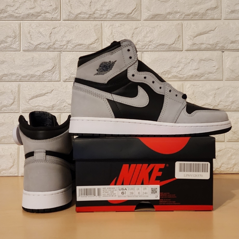 Nike Air Jordan 1 Retro High 6.5Y / Womens Size 8 Shadow Smoke Grey 575441-035